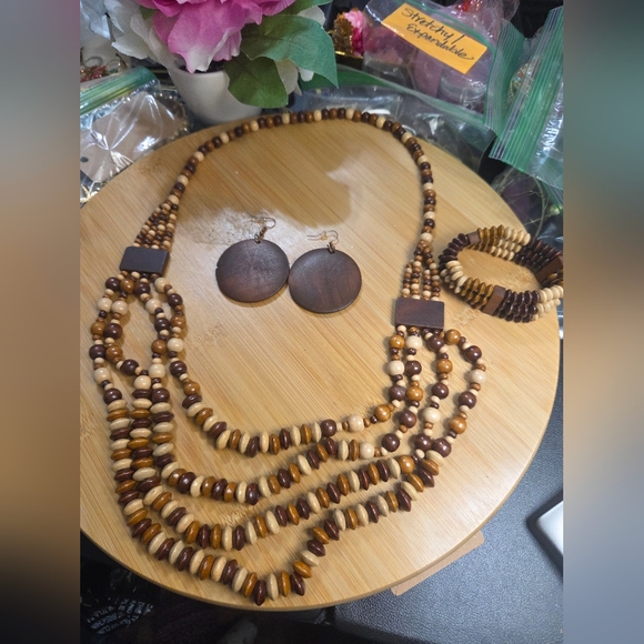 Jewelry - 🌟BOGO Free🌟Wooden Beaded Jewelry Set